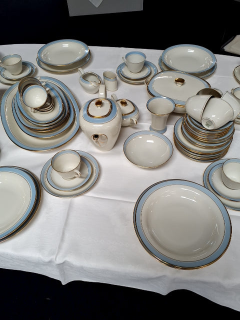 Stel Fredensborg, mange dele